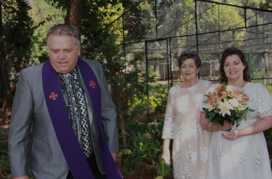 Wedding ceremony by Dr. Gerrit Rademeyer in Jansenville